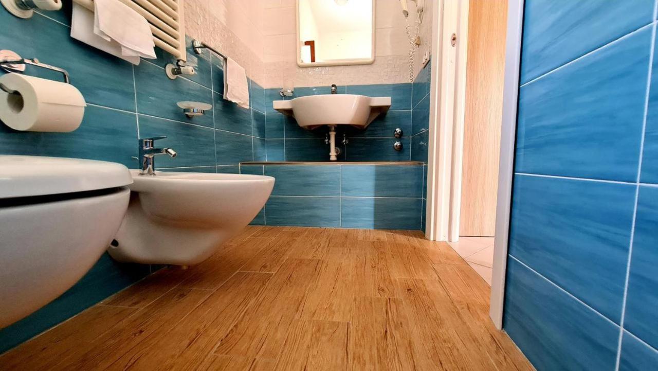 Single Room Private Bathroom