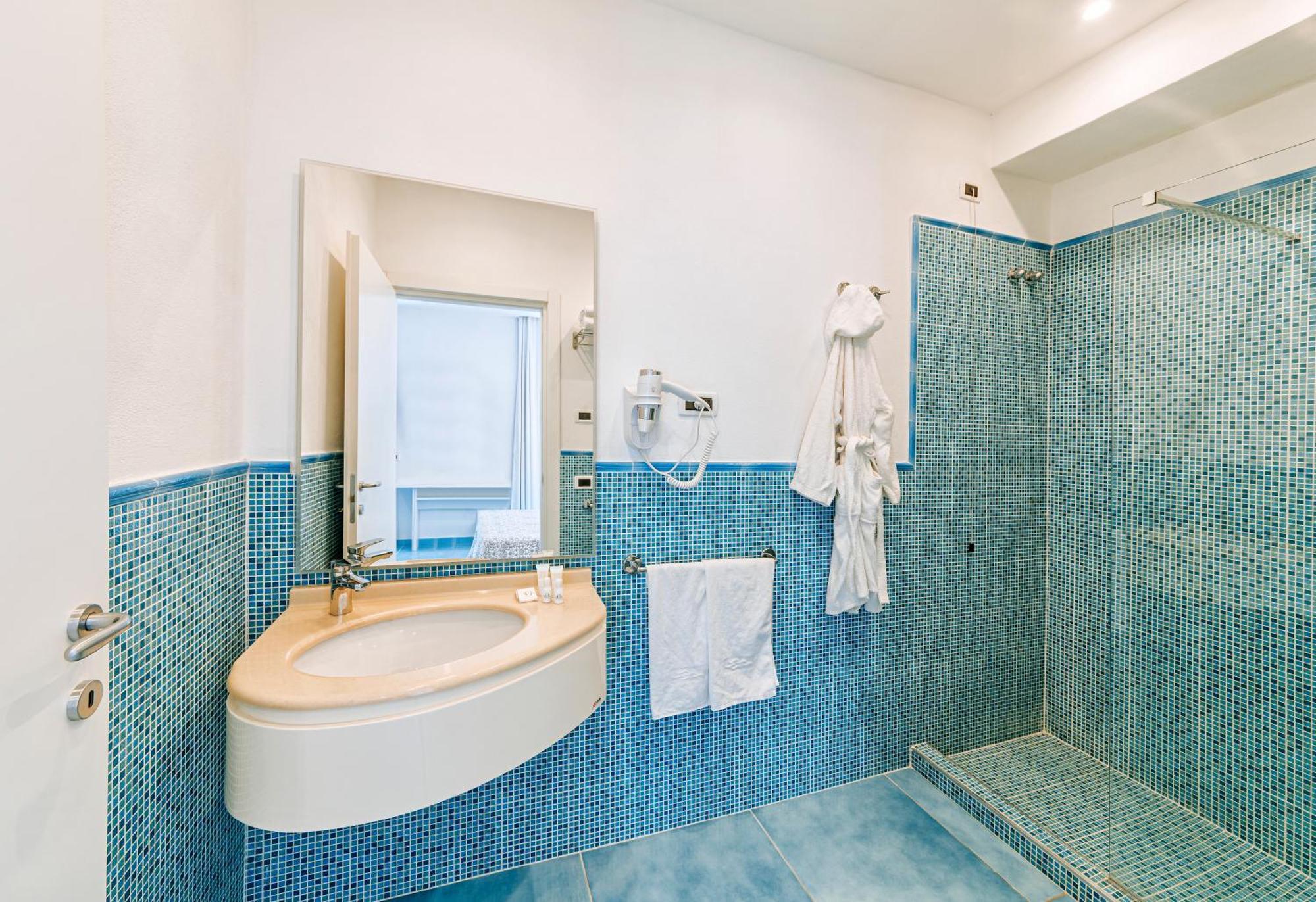 Double or Twin Room,1589212442:JPEG