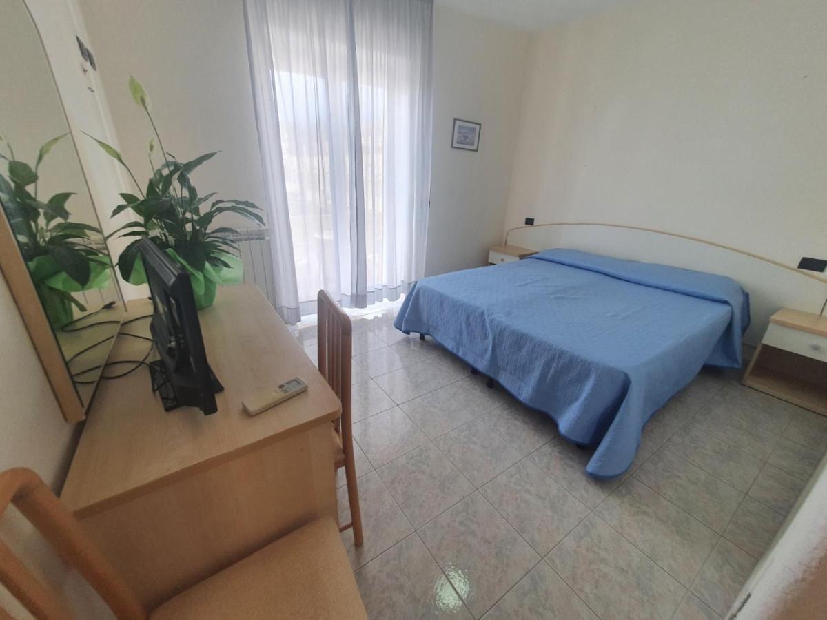 Double Room with Balcony,1292356177:JPEG