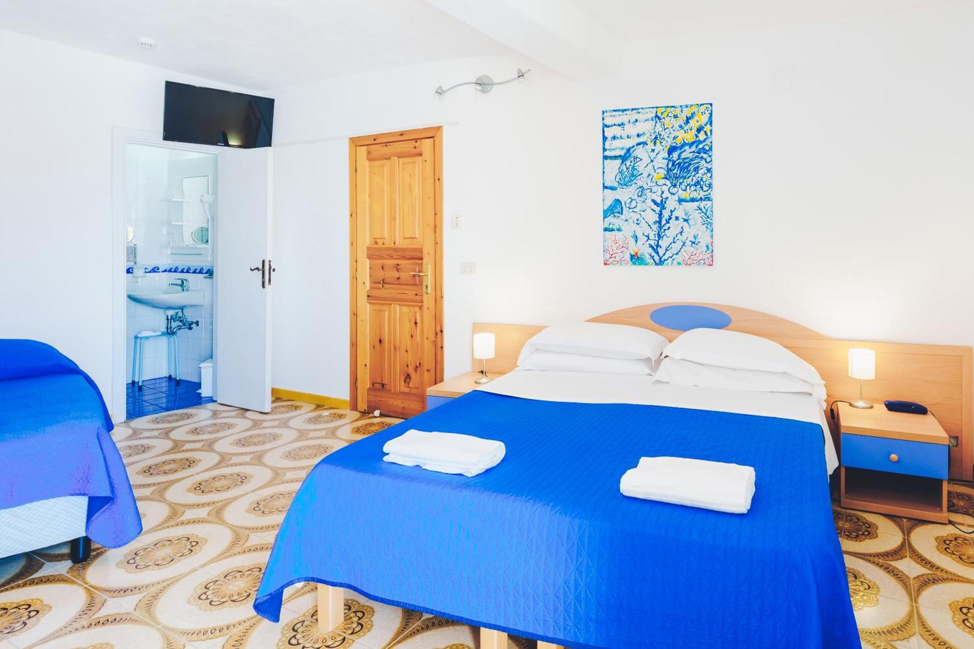 Double Room,1531540426:JPEG