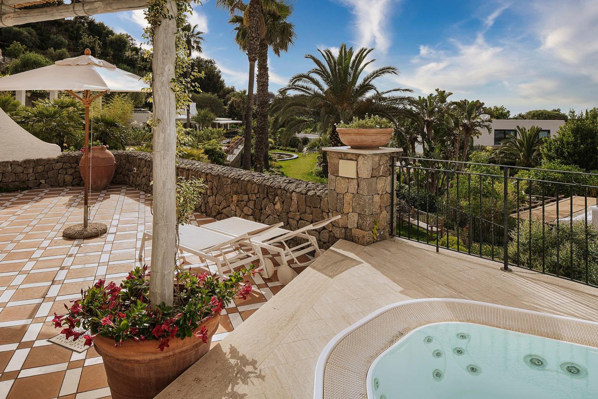 Master con Terrazza e Vasca Idromassaggio