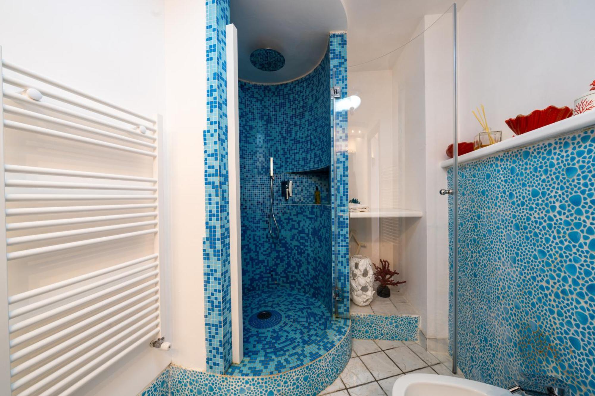 King Room Spa Bath