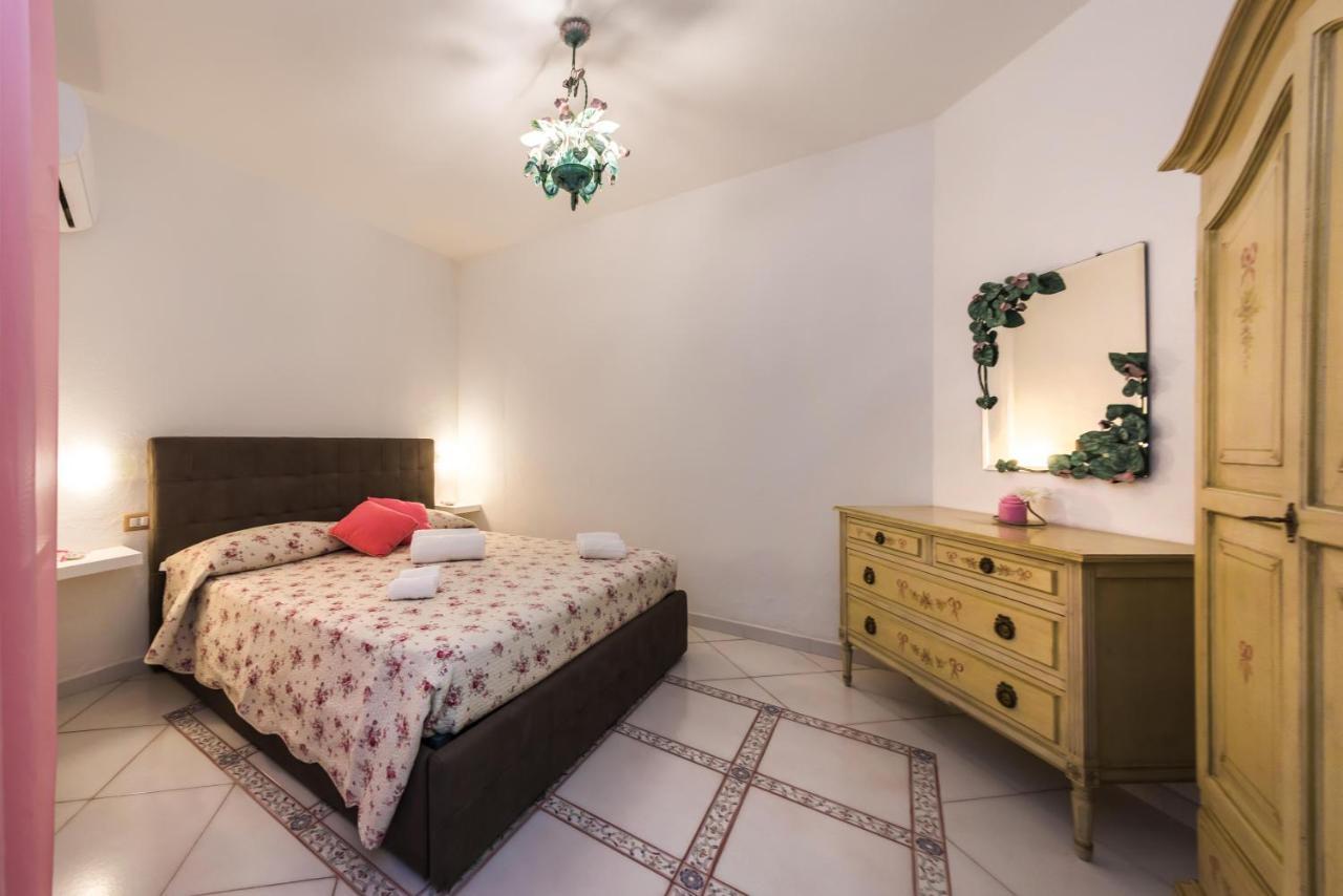 One-Bedroom Apartment,978798940:JPEG