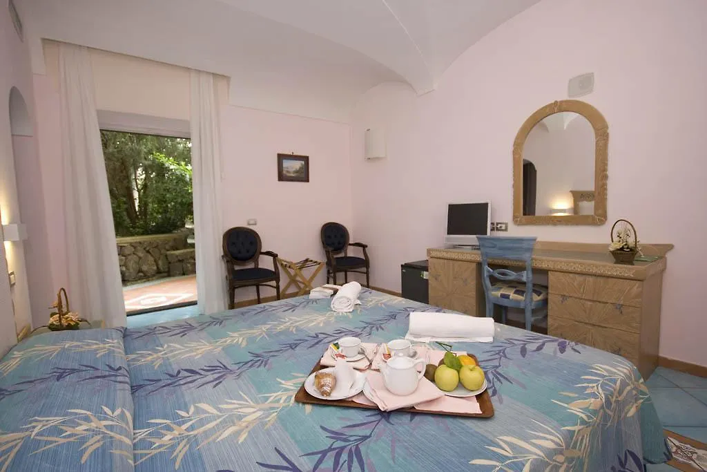 Hotel Isola Verde-1