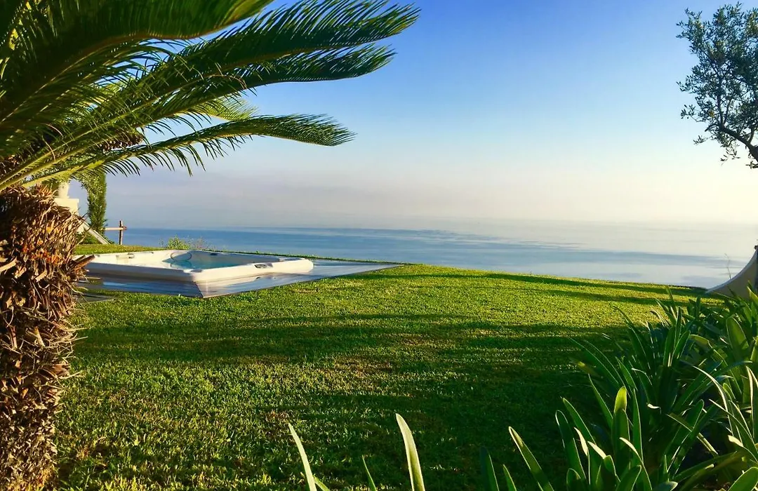 Agapanto Luxury Accommodation-1