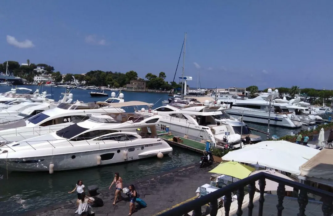 Casa Vacanze Riva Destra-1