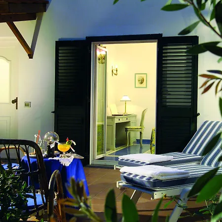 Punta Molino Beach Resort & Spa-3