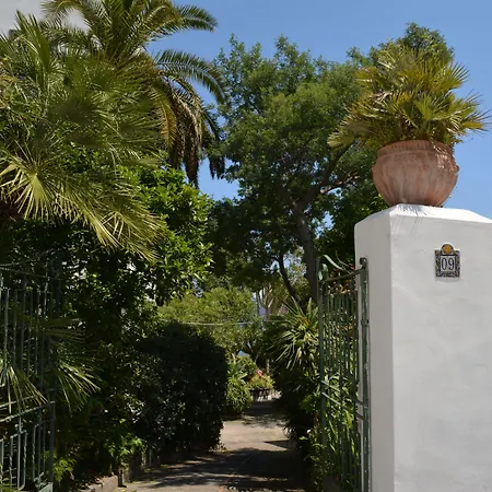 Hotel Villa Panoramica-3