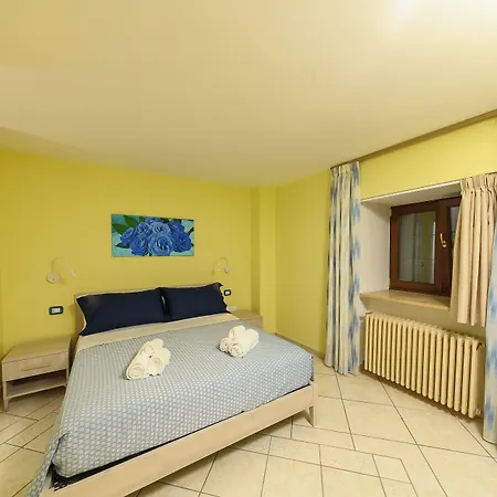 La Rosa - Luxury B&B-3